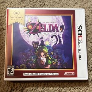 Nintendo 3DS The Legend of Zelda: Majora's Mask 3D - Purple and Green